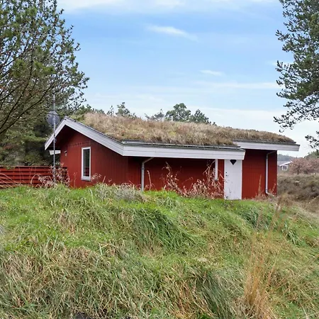 Holiday home Nature-focused Near Sea And Beaches *